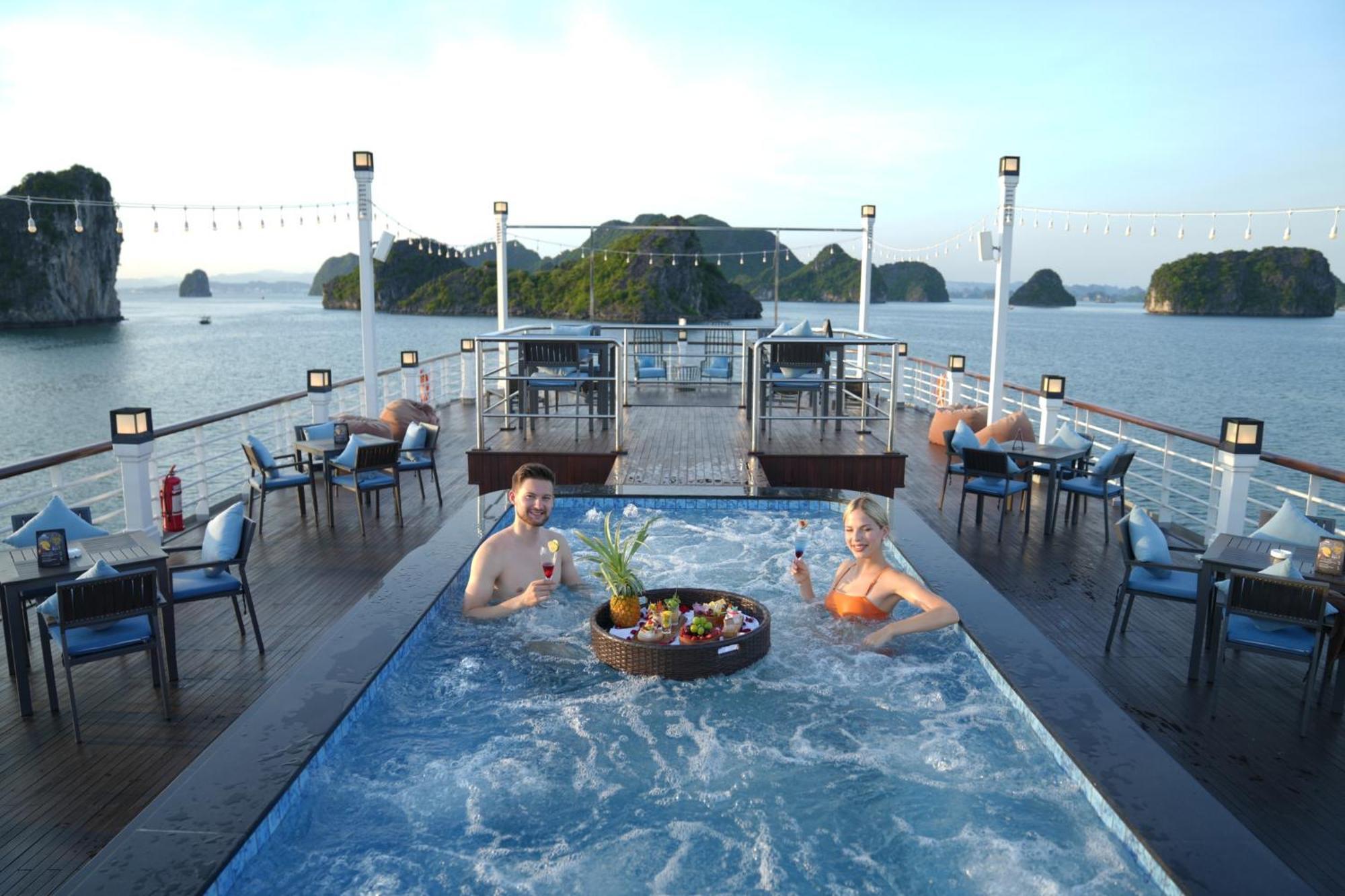 Paradise Grand Cruise - Lan Ha Bay 下龍 外观 照片
