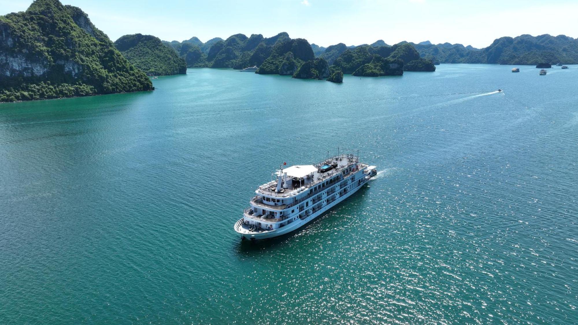 Paradise Grand Cruise - Lan Ha Bay 下龍 外观 照片