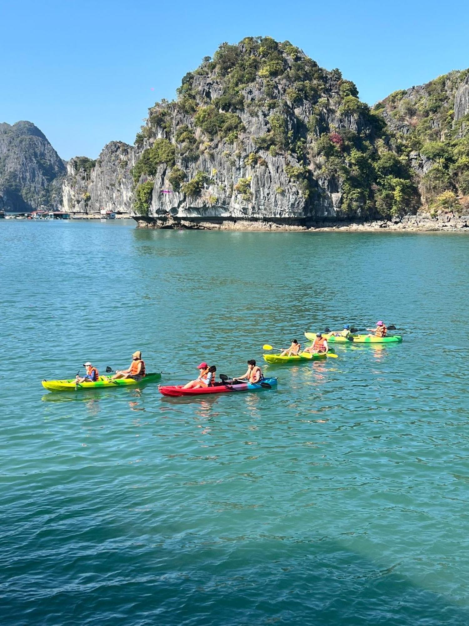 Paradise Grand Cruise - Lan Ha Bay 下龍 外观 照片