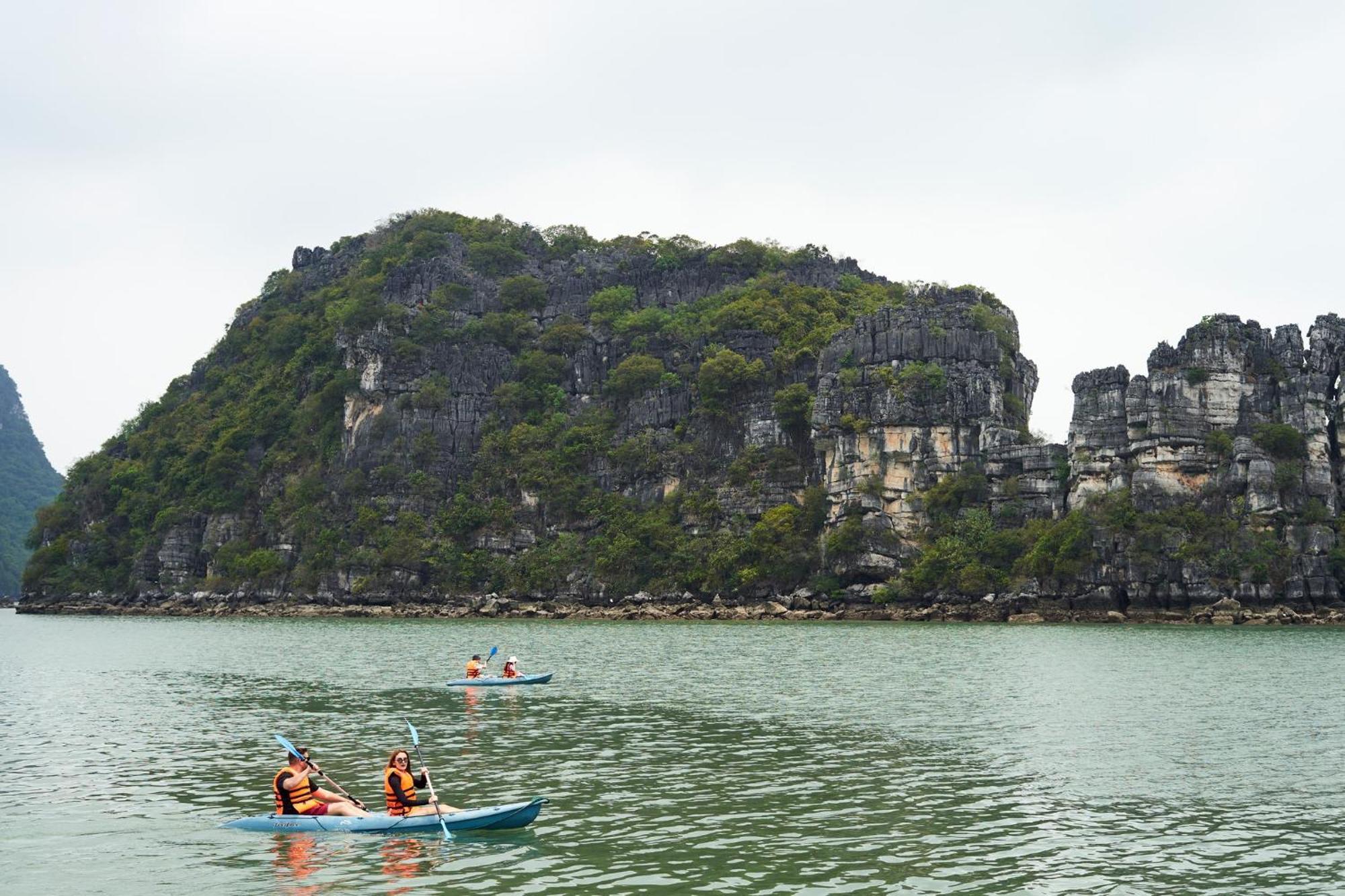 Paradise Grand Cruise - Lan Ha Bay 下龍 外观 照片